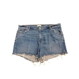 Abercrombie‎ & Fitch The 4" Mom Short High Rise Denim Size 36/22